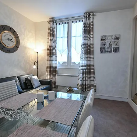 Grande Eugenie Proche Opera, Kiosque, Casino, Cure Appartement *